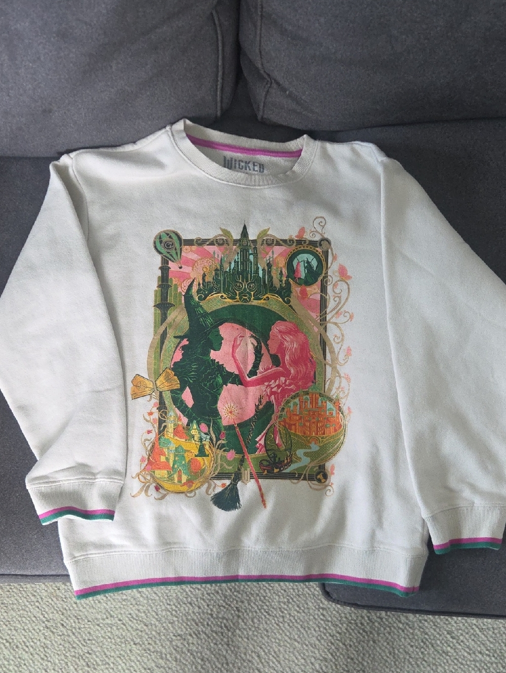 Universal Studios Park Wicked Elphaba & Glinda Sweatshirt